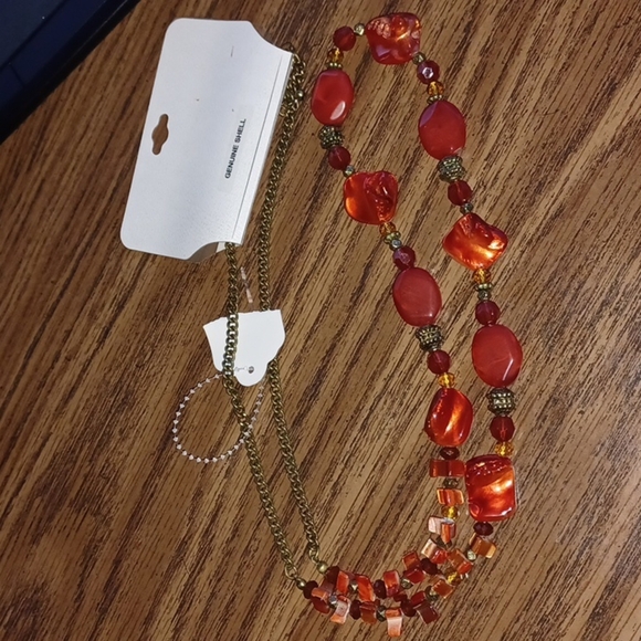 NWT 36" Long Coral Shell Rust color Necklace! - Picture 1 of 4